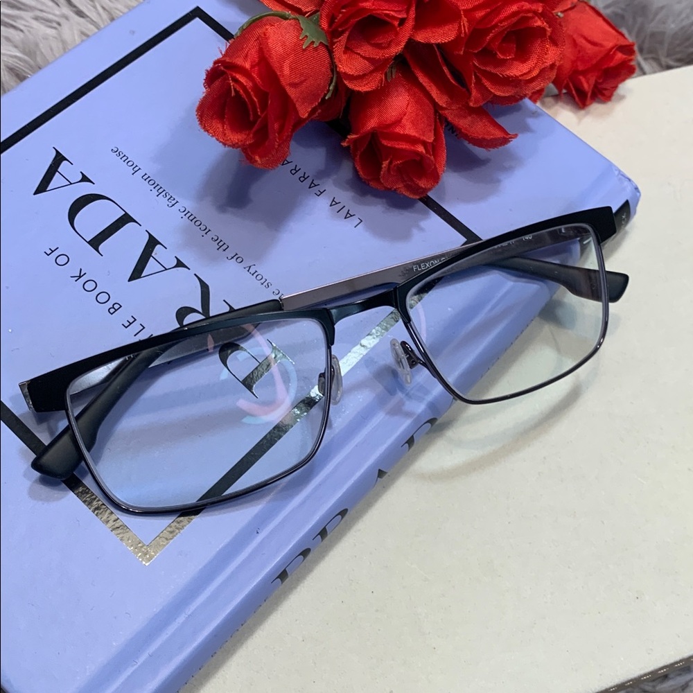🌹 FLEXON • EUC Men's Black Eyeglasses • Prescription